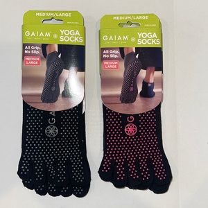GAIAM GRIPPY SOCKS‎ FOR WOMEN & MEN